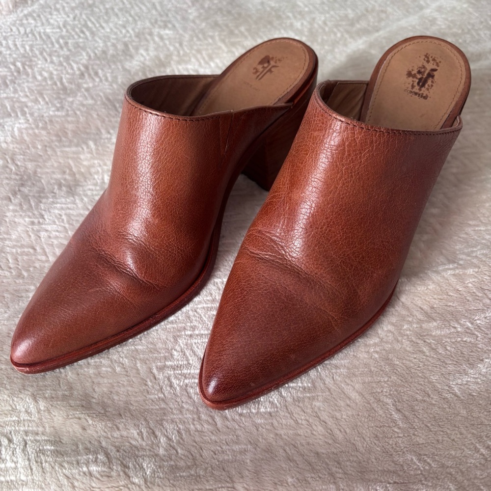 FRYE Cognac Mules